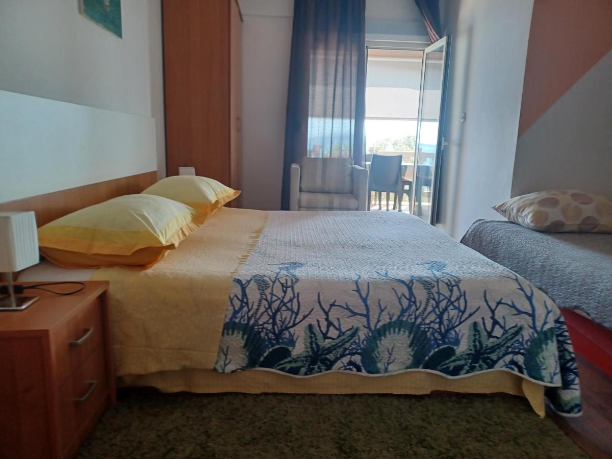Appartement Apartman Antonio à Bibinje Extérieur photo